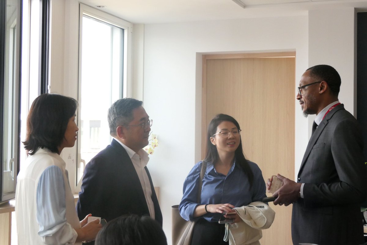 LouisTshibende's tweet photo. In the frame of the 60th anniversary of the France-China diplomatic relations, we had the pleasure to host a delegation of 10 academics and 2 PhD students from 6 top Chinese Law schools. https://t.co/luujrSPiEo