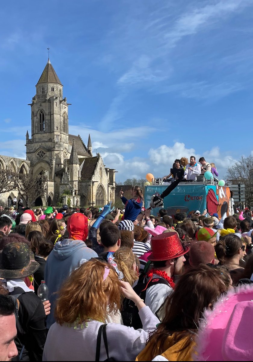 AristideOlivier's tweet image. Le magazine l’Etudiant vient de publier son palmarès 2024 des meilleures villes étudiantes de France. Caen se classe à la 3e place du classement (+2 places de mieux que l’an dernier), devant Toulouse, Grenoble et Angers. 
[1/2]