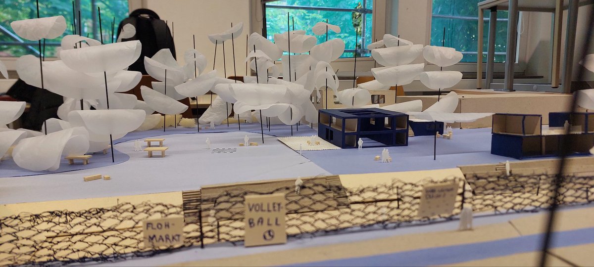 UlaMerie's tweet image. We are now working on site as part of Kassel Reloaded: Design-Build Workshop #Olof-Palme-Haus - Kassel . Great cultural experience and students exchange from #Iraq #Egypt #lebonan and #Germany