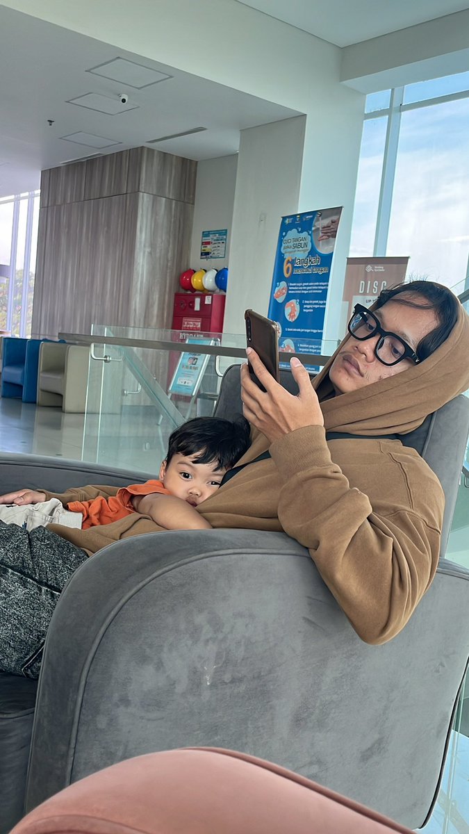 Pecandu kamu tweet media