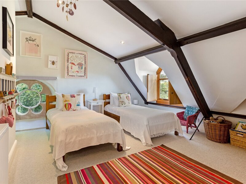 As Seen On Jitty 🕵🏻‍♀️ tweet media