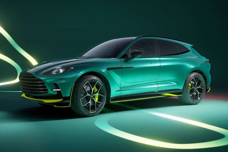 AstonMartinStrt's tweet photo. Aston Martin DBX707 AMR24: met de groeten uit de F1 https://t.co/zIwmrBbLui https://t.co/XfsPVBo6Lw