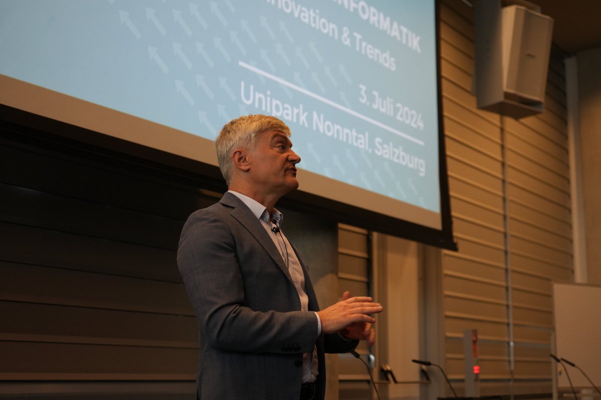 🌟 Next Up: Panel 1 - Zukunft Geoinformatik 🌐🤝

Um 11:30 Uhr geht es weiter mit dem spannenden Panel "Zukunft Geoinformatik: Herausforderungen seitens Verwaltung und Wirtschaft". 

📺 Verfolge den Livestream hier: teams.microsoft.com/l/meetup-join/…