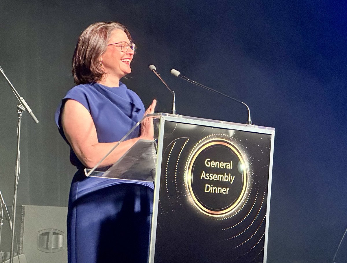 ALGAcomms's tweet photo. Our CEO Amy Crawford has paid tribute to President @ClrLindaScott’s outstanding service and dedication to #localgoverment at our gala dinner tonight. #NGA24 https://t.co/PCoPqLRHUg