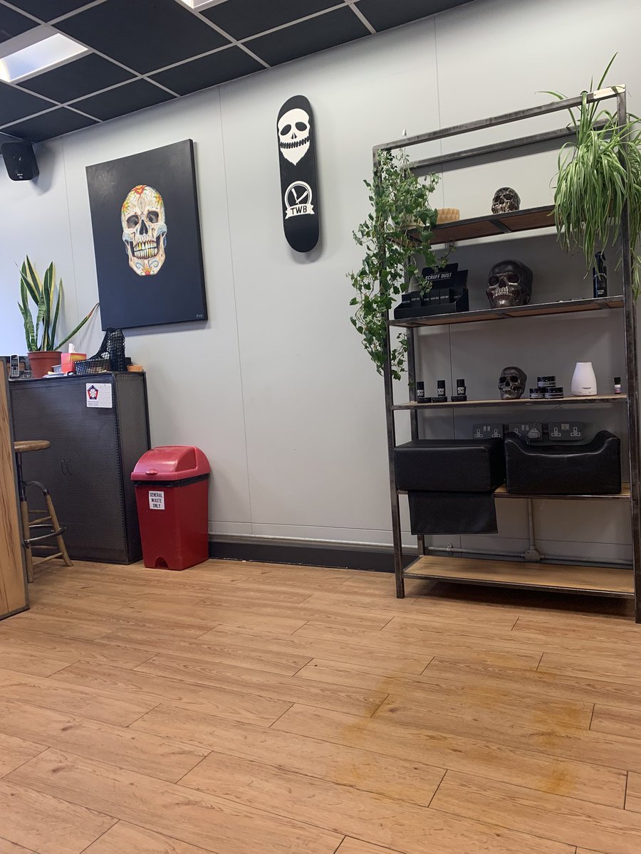 MarkYoung23's tweet photo. A long overdue visit to the @thewellibarber @_stephen_browne in Ballymena this morning https://t.co/dR2qG7iprC