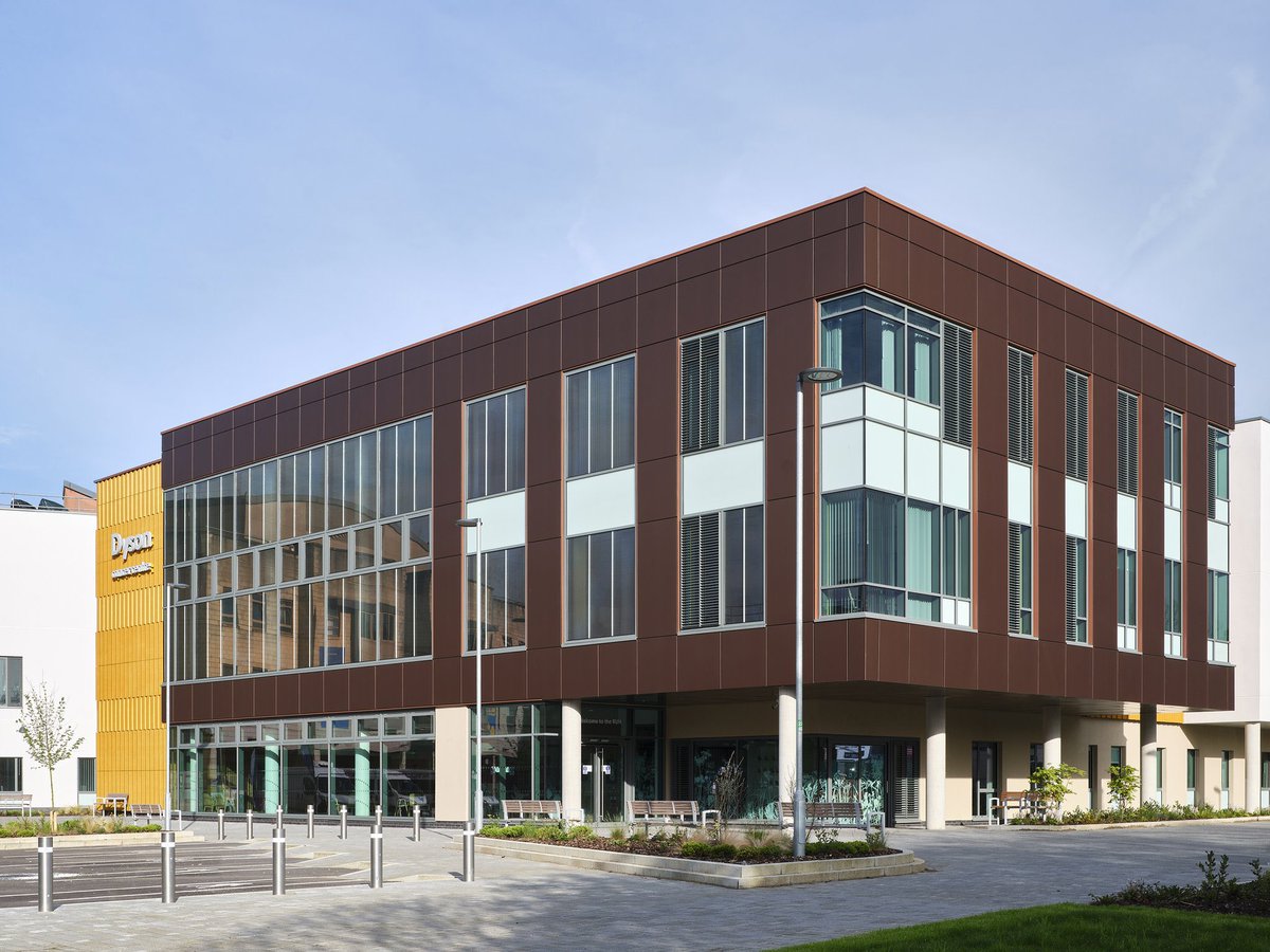 Constance Rowell (@constancerowell) on Twitter photo Come and work for us in the brand new Dyson Cancer Centre <a href="/RUHBath/">RUH Bath 🏥</a> as a Metastatic Urology Oncology CNS!
Lots of career development opportunities and a fantastic team! DM me with any queries
<a href="/HelpsRosalie/">Rosalie Helps</a> <a href="/RUH_careers/">RUH Bath Careers</a> <a href="/UKONSmember/">UKONS</a> #UKONSYECCN
ruh.nhs.uk/careers/vacanc… Come and work for us in the brand new Dyson Cancer Centre <a href="/RUHBath/">RUH Bath 🏥</a> as a Metastatic Urology Oncology CNS!
Lots of career development opportunities and a fantastic team! DM me with any queries
<a href="/HelpsRosalie/">Rosalie Helps</a> <a href="/RUH_careers/">RUH Bath Careers</a> <a href="/UKONSmember/">UKONS</a> #UKONSYECCN
ruh.nhs.uk/careers/vacanc…
