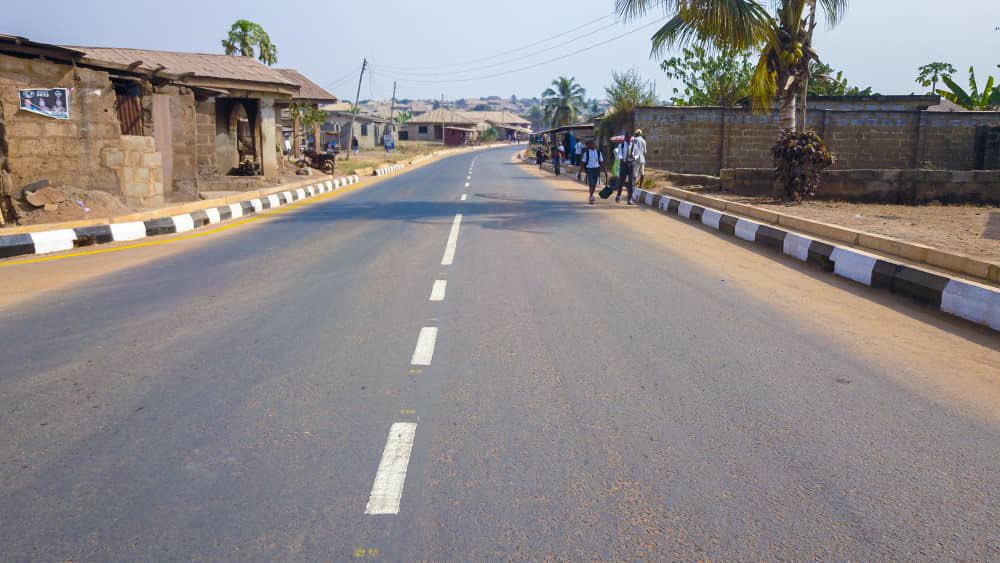 humairehhassan's tweet image. I just love the work Governor Dapo Abiodun is doing in Ogun State. Take a look at Kemta Somorin Road and tell me if you’re not impressed. 

#WorkInProgress #Dapofixogunroads