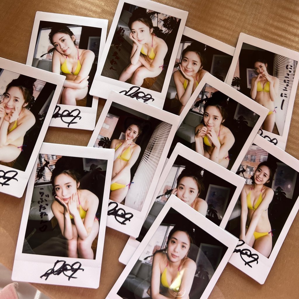 雑誌 #水色エモーション の期間限定特別プランをゲットできるのが7/7(日)までです🎋

サンプル画像もアップしてあります🫣

🎀ご購入はこちらから🎀

rankustore.com/products/mizui…
【1】サイン入り雑誌プラン
【2】チェキ＆チェキホルダープラン
【3】撮影衣装チェキプラン

是非チェックしてみてね🙏🏻🩶