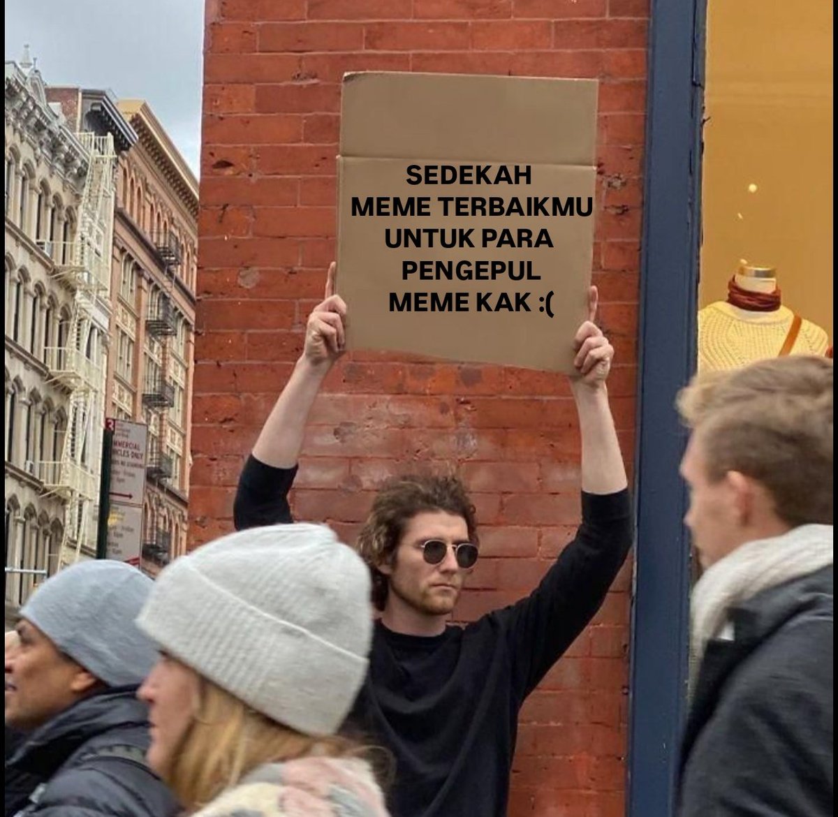 PERANG MEMEEEEEE!!!

aku lagi badmood parah, plis kasi yang lucu atau yang bisa mengundang tawaku di hari yang hasemedeh ini, guyss 🥲

1 meme = makin cakep.