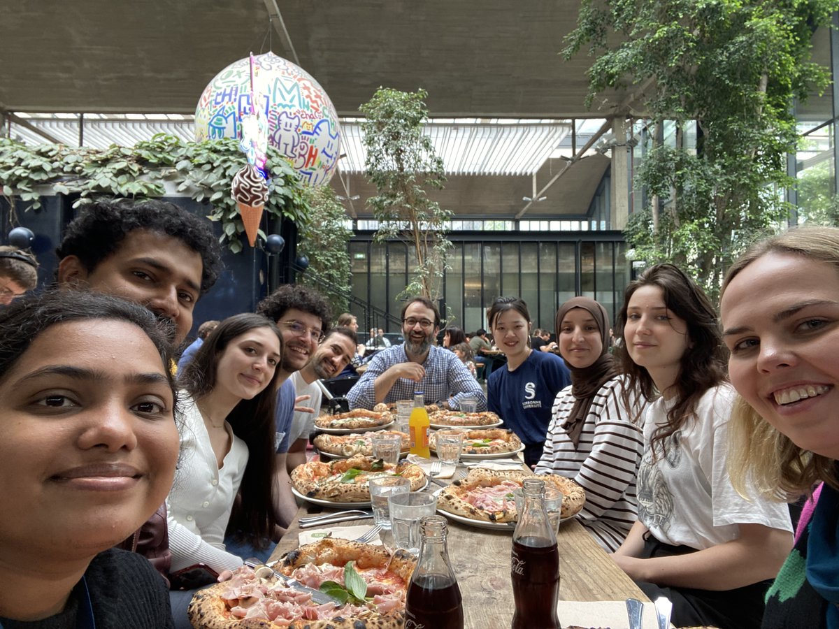 Jaime de Juan-Sanz (@jaimedejuan) on Twitter photo 3 open postdoc positions in my lab in Paris!
1) With <a href="/Nelson_Rebola/">@NelsonRebola</a>: metabolic control different neural connections - experience in ephys/imaging
2) Funded by <a href="/KavliFoundation/">The Kavli Foundation</a> - experience in cell neuroscience
3) With @Drosostalis - experience in flies & imaging
This is us!👇 3 open postdoc positions in my lab in Paris!
1) With <a href="/Nelson_Rebola/">@NelsonRebola</a>: metabolic control different neural connections - experience in ephys/imaging
2) Funded by <a href="/KavliFoundation/">The Kavli Foundation</a> - experience in cell neuroscience
3) With @Drosostalis - experience in flies & imaging
This is us!👇