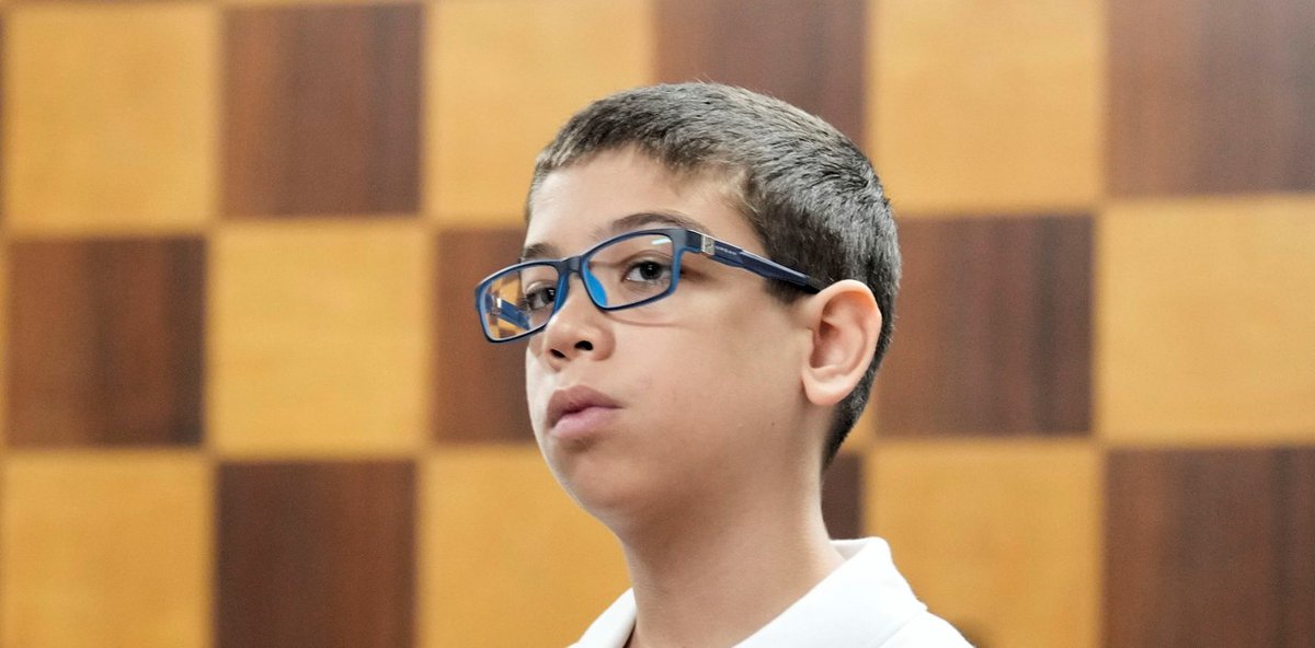 Hernán Sartori (@hernansartori) on Twitter photo Special report about Faustino Oro, the youngest chess IM, in <a href="/clarincom/">Clarín</a>.
Quotes from GMs <a href="/SandroMareco/">Sandro Mareco</a> <a href="/alan_pichot1/">Alan Pichot</a> <a href="/krysaleok/">Leandro Krysa</a> <a href="/fperezponsa/">Federico</a> Fernando Peralta, Diego Flores, Tomás Sosa and <a href="/PabloZarnicki/">Pablo Zarnicki</a>, IM <a href="/imcarolinalujan/">Carolina Lujan</a> and WGM <a href="/AmuraClaudia/">Claudia Amura</a>.
Enjoy.
clarin.com/deportes/mejor… Special report about Faustino Oro, the youngest chess IM, in <a href="/clarincom/">Clarín</a>.
Quotes from GMs <a href="/SandroMareco/">Sandro Mareco</a> <a href="/alan_pichot1/">Alan Pichot</a> <a href="/krysaleok/">Leandro Krysa</a> <a href="/fperezponsa/">Federico</a> Fernando Peralta, Diego Flores, Tomás Sosa and <a href="/PabloZarnicki/">Pablo Zarnicki</a>, IM <a href="/imcarolinalujan/">Carolina Lujan</a> and WGM <a href="/AmuraClaudia/">Claudia Amura</a>.
Enjoy.
clarin.com/deportes/mejor…