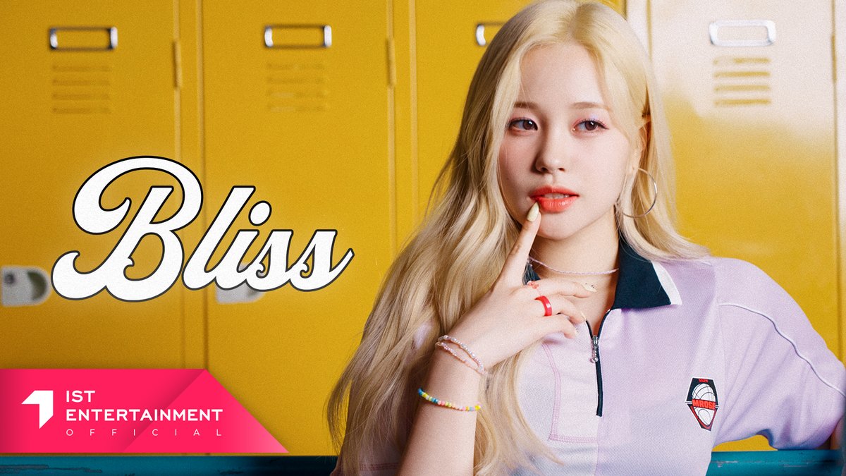 _Weeekly's tweet image. Weeekly 6th Mini Album [Bliss] #ON

➩ youtu.be/yXCCleMaadM

#위클리 #Weeekly
#Bliss #LIGHTS_ON 
#Weeekly_LIGHTS_ON