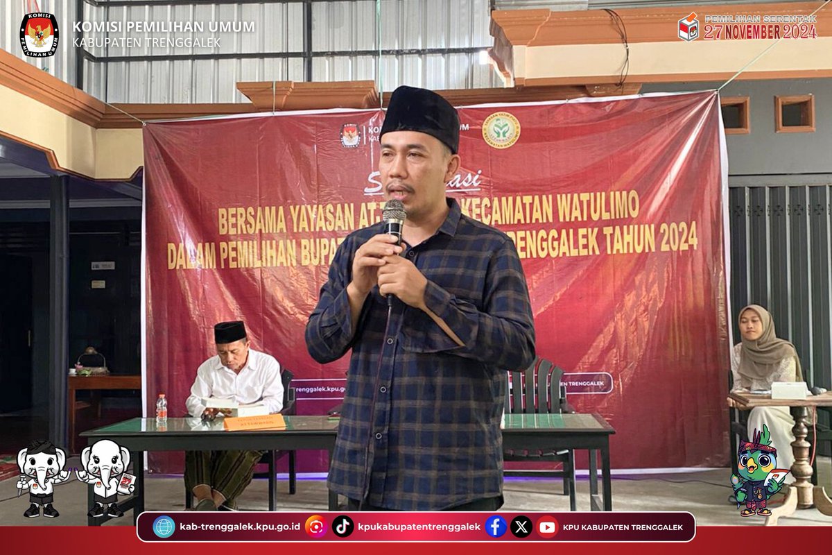 kputrenggalek's tweet photo. Hai #TemanPemilih

KPU Kabupaten Trenggalek gelar sosialisasi bersama Yayasan At-Tawabbin Kecamatan Watulimo dalam Pemilihan Bupati dan Wakil Bupati Trenggalek Tahun 2024.(6/6/2024)

#PilkadaSerentak2024
#KPUMelayani
#Integritas24jam
#KaPeu
#KamuPerluTau
#KPUKabTrenggalek https://t.co/2fL2asKlFP