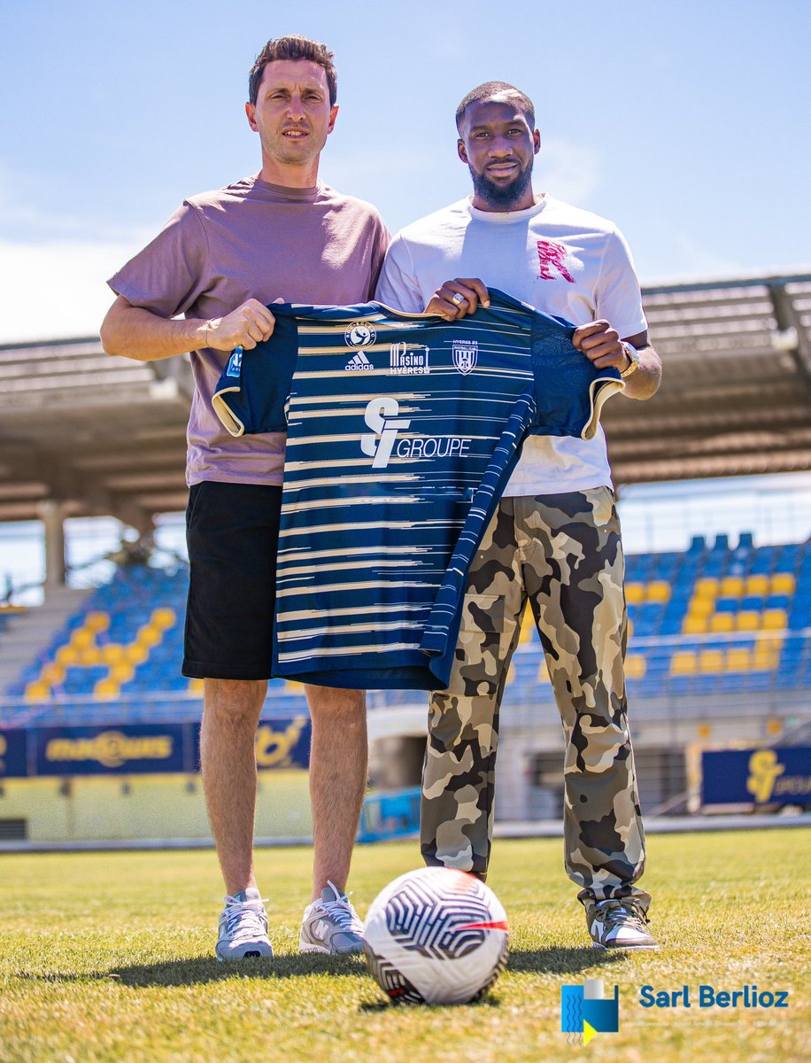 hyeresfc's tweet image. 𝐂𝐢𝐧𝐪𝐮𝐢𝐞̀𝐦𝐞 𝐚𝐫𝐫𝐢𝐯𝐞́𝐞 ! 🆕

Richie Dilemfu , nouvelle recrue Hyèroise , vous est présenté par SARL Berlioz , partenaire majeur du Hyères 83 Fc pour la saison 2024/2025 !🔥
