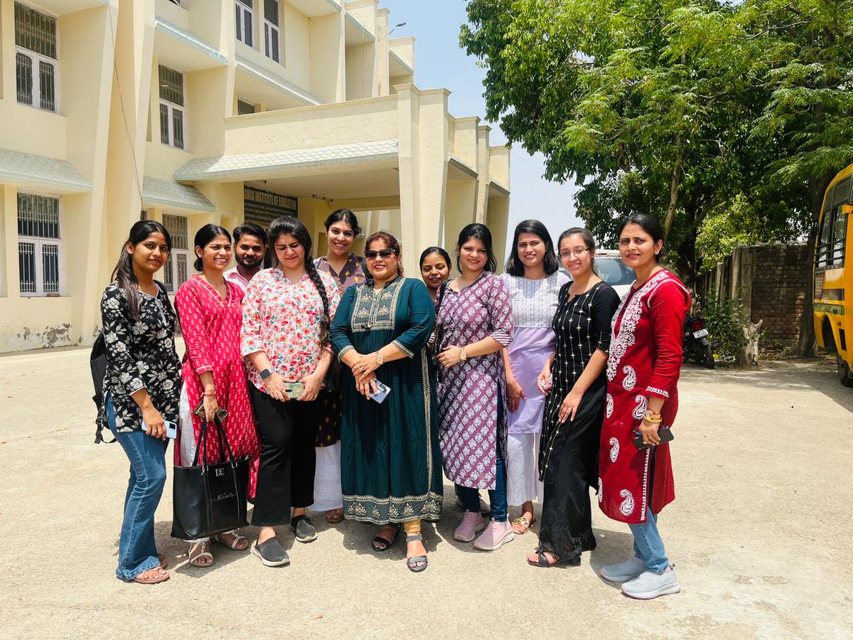 nips_edu's tweet photo. ⭐B.Ed college visit by Kanchan Sharma(Centre Head) with 2nd Year B.Ed students for boosting motivation during  Practical Exams.

👉For Free Counselling Session book your slot today.
👉 visit our website: https://t.co/99woYCio90 https://t.co/llf2fc5AI1