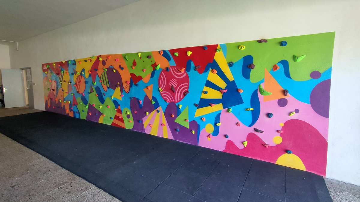annascka's tweet photo. Tercera jornada Explora_Mad en CEIP Príncipe de Asturias @colenavacerrada.
Visita y taller  "Enséñame tu zoo" de la mano de Mónica y Pablo. #IF_CMadrid https://t.co/mK2K6jT8o1
