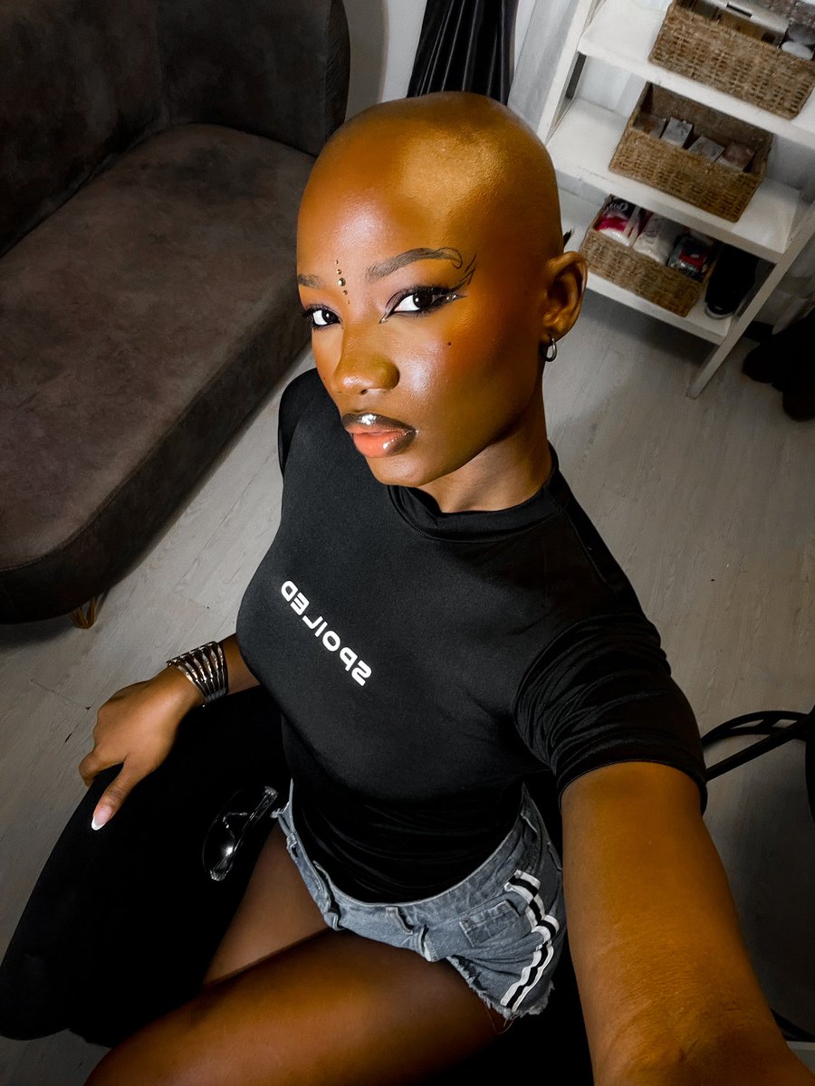 MAIN CHARACTER | SPOILED 

💄: @xsters__glam 
👚: @kenneth_adeshina 
.

.

.

#GZAQ #THEGZAQ #WICKEDEST #JUSTGETTINGSTARTED 
#THEGENZAFRICANQUEEN #LILAC #POTD #SUPERMODEL
#GENZ #BALD #MODEL #BLACK #ROADTOFAME #FAITH #SUPERSTAR