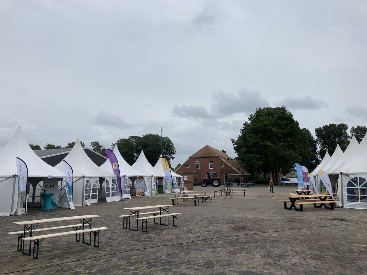 Van harte welkom in Valthermond! Vandaag en morgen tot 21:00 uur. 

Ook voor burgers en buitenlui.

<a href="/InnovatieVeen/">Innovatieveenkolonien</a> <a href="/WUR_Valthermond/">WUR Proefbedrijf Valthermond</a> <a href="/AnogGn/">ANOG</a>