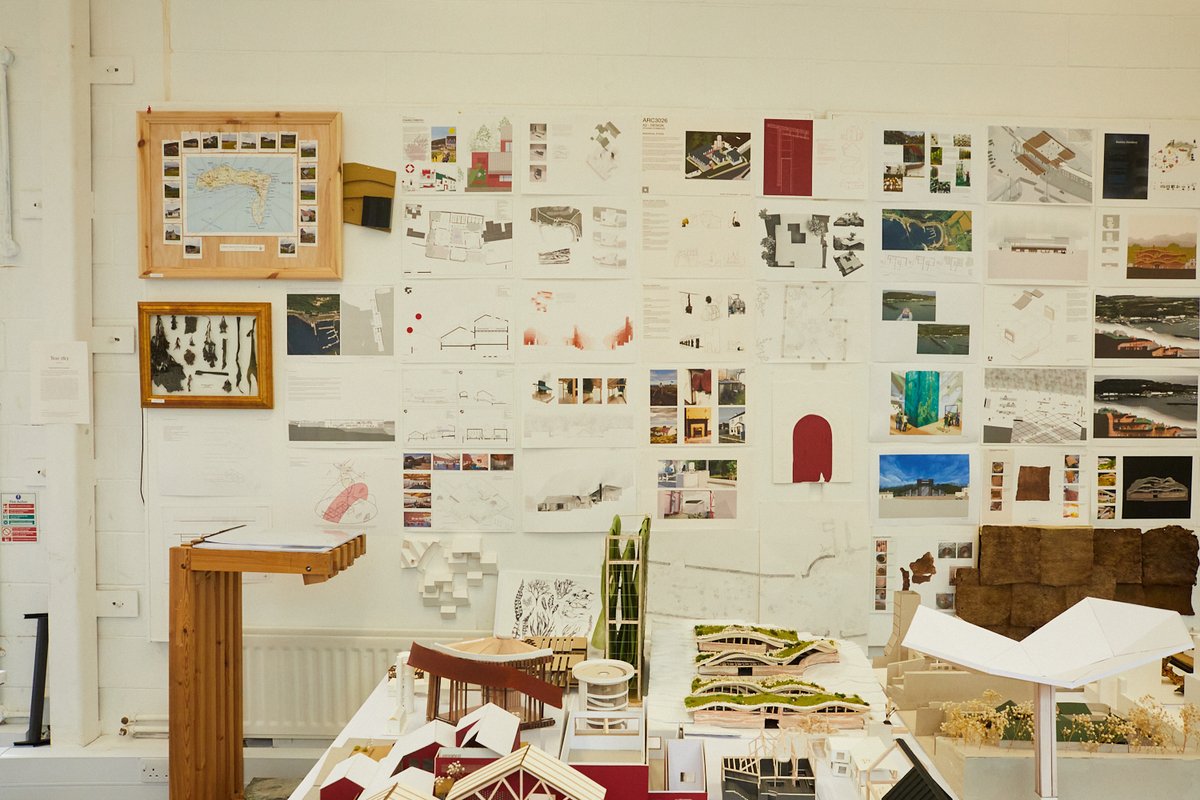 future_island_'s tweet photo. @QUBelfast Master’s and BSc Architecture students, led by FII project academics, developed design projects responding to Green Transition challenges. 
Using Rathlin as a lens, they tackled sustainability, climate emergency &amp; societal issues.

Virtual Show: https://t.co/FXgkcUyiH8 https://t.co/JiyFqX3oP5