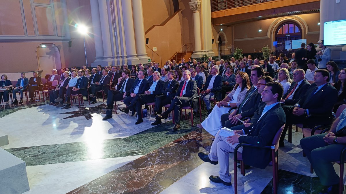CEPYMETeruel's tweet photo. 📢 Ayer asistimos al acto "Invest in Teruel. Uniendo empresas y territorio". 

👉 El evento dio a conocer entre el empresariado aragonés las oportunidades de inversión y las ventajas competitivas que ofrece la provincia turolense. 

#empresas #pymes #autónomos #inversión https://t.co/ZJL5iS6TRQ