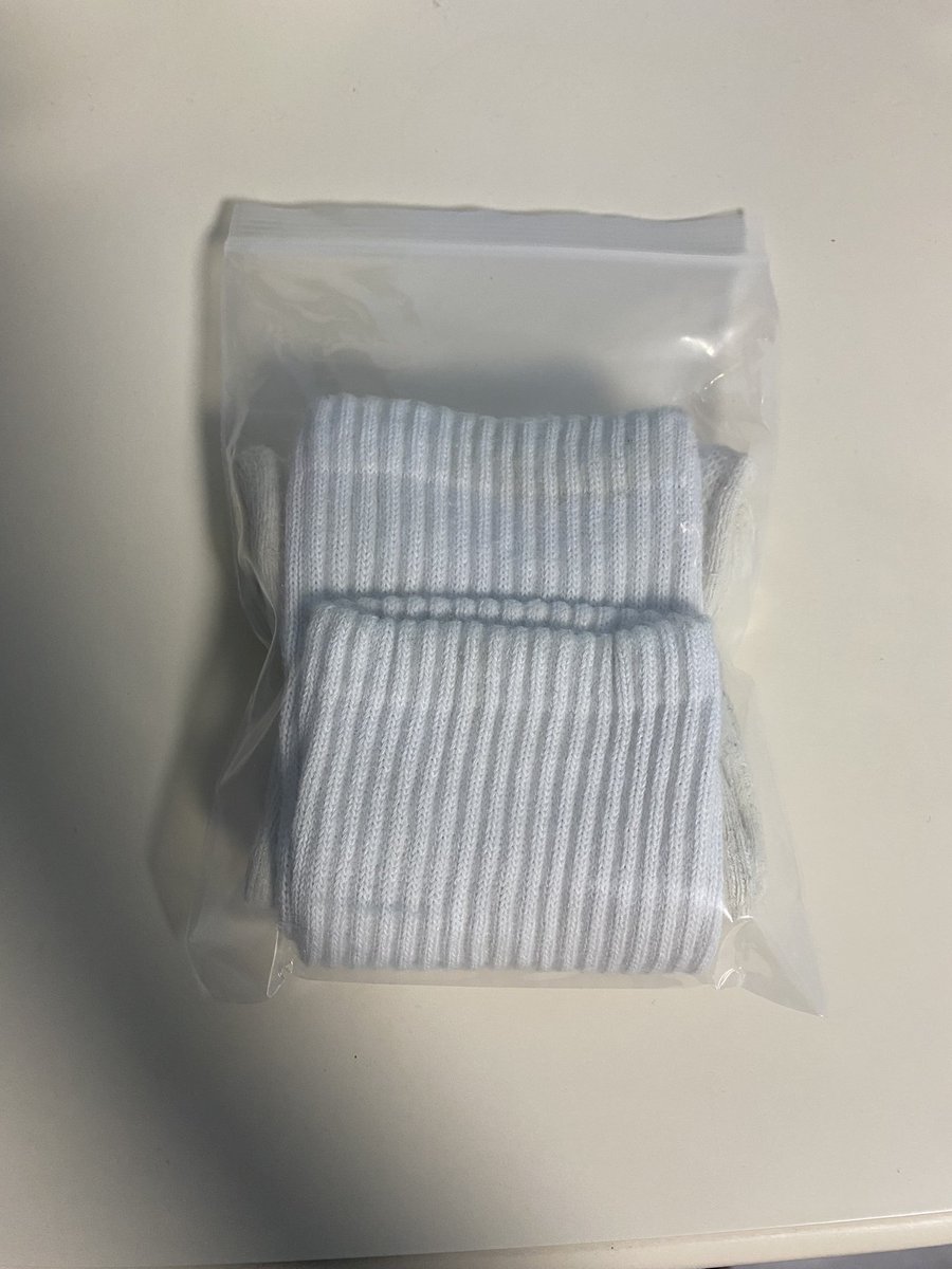可奶可狼s tweet media