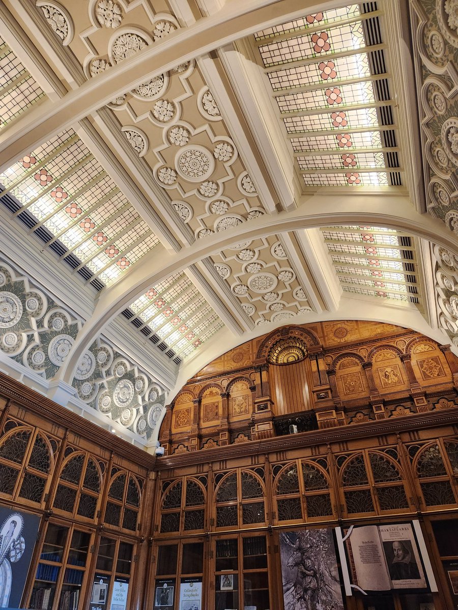 Visited <a href="/TheIronRoom/">Birmingham Archives & Collections</a> yesterday to search through their archives and take a look at the Shakespeare room. What I read by Charles Cattell was so interesting and I can't wait to share more on 19thc republicanism...👀🗞