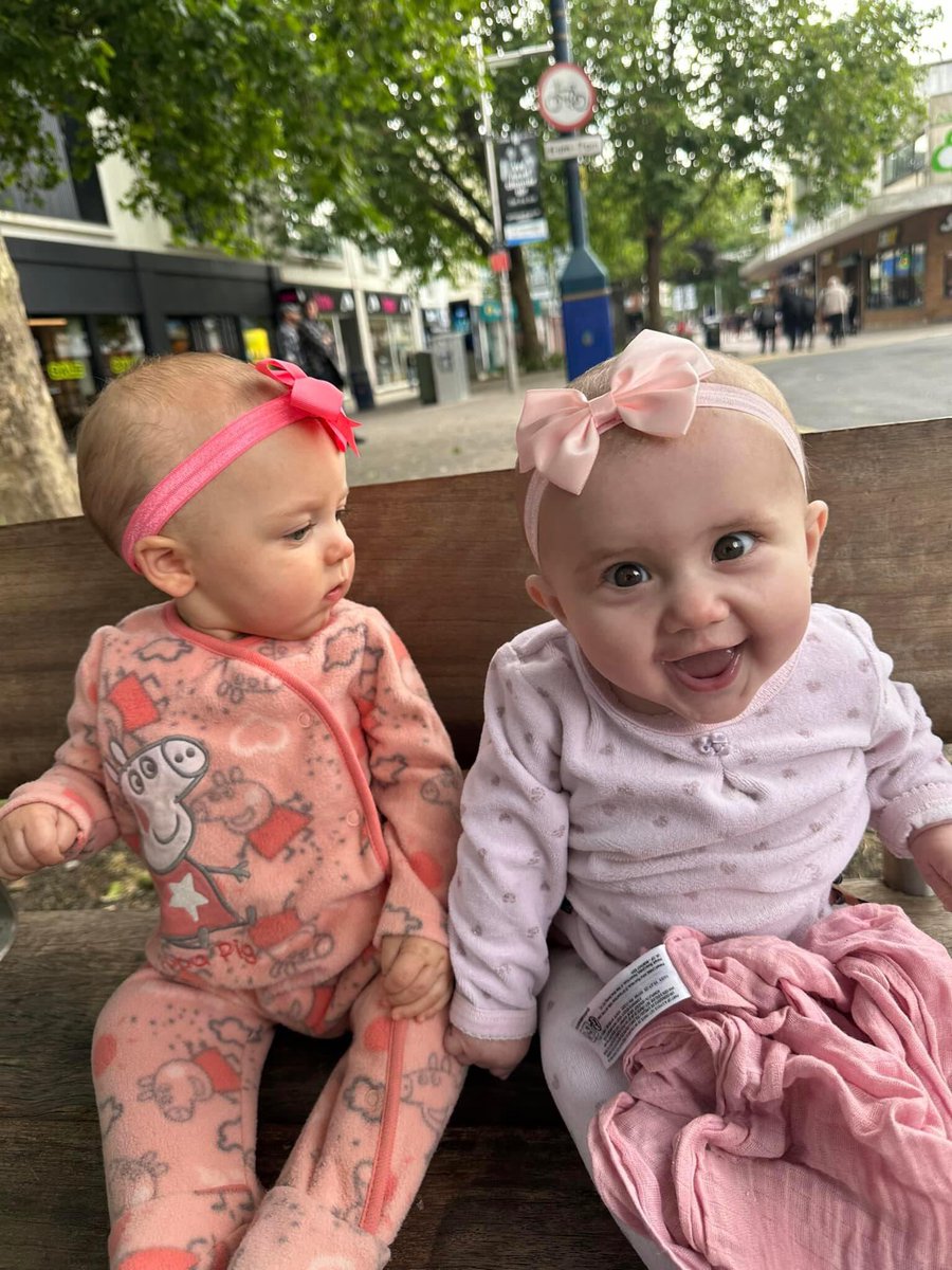 Rosie 🌸 tweet media