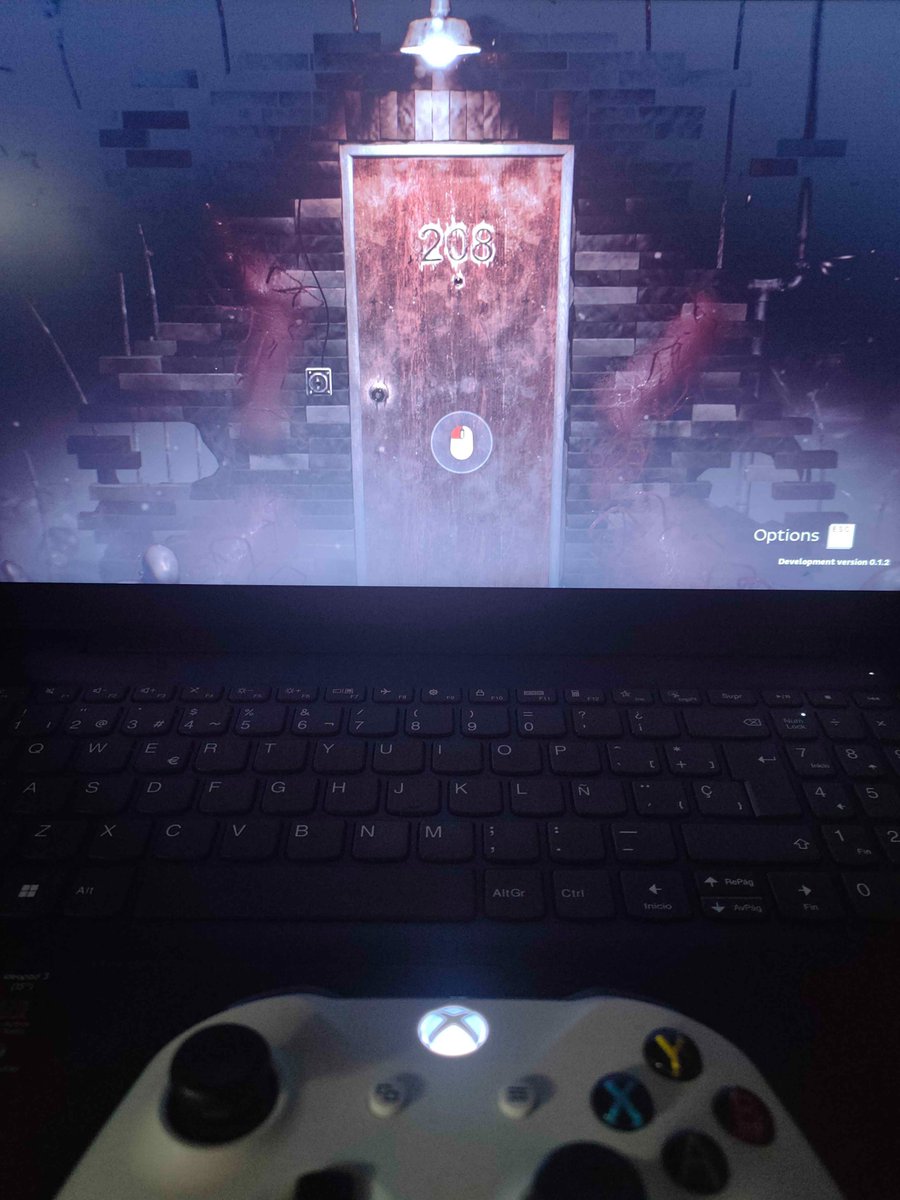 WildSphere's tweet image. Something is happening RIGHT NOW in #OXIDEroom208... 👇😨
Want to see how the guests are doing? 📺👀

DOC's kill count: 💔💔💔💔
🧟‍♀️ @sinkope13 ✔️
😈 @TesuraGames ✔️
🙀 Wild-cm ✔️
🧠 @RottenEdgar ✔️✍️😏

#Foundfootage #digitalactor #horrorgame #pc #Xbox #PS5 #WIP #thriller #UE5