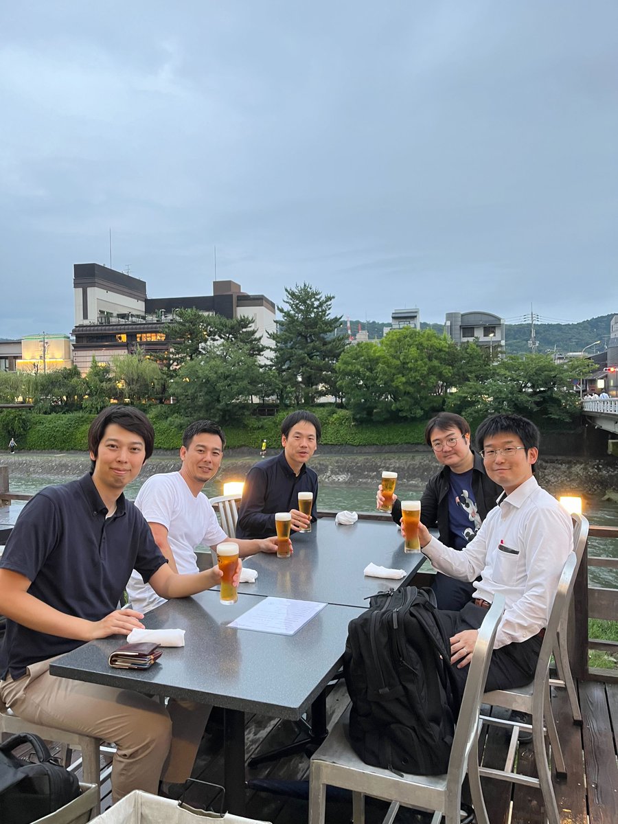 JSTさきがけ「自在配列」京都会！　芝浦工大の中野匡規先生、京大の草田康平先生、廣瀬崇至先生、加藤大地先生とご一緒できて光栄でした。川床での会合は、景色や雰囲気がとても良く皆さんとの交流は、今後の研究やプロジェクトにとって非常に有意義でした。天気がもってくれて良かったです。