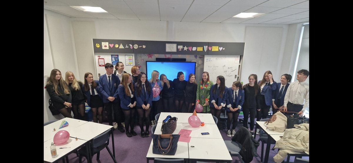 A lovely surprise leaving party from Higher RMPS. It was an absolute pleasure teaching all of you for N5 RMPS and Higher Philosophy and I'll miss you all so much!