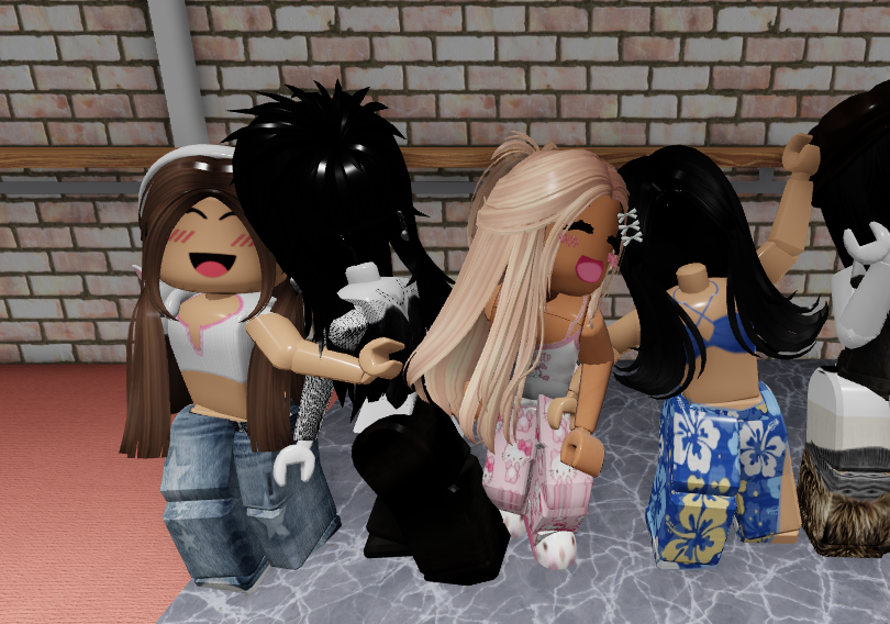 Another71203175's tweet photo. Frappe baristas joined the game by the owner and became mannequins. (In-game picture) https://t.co/RrB3X1DPSS