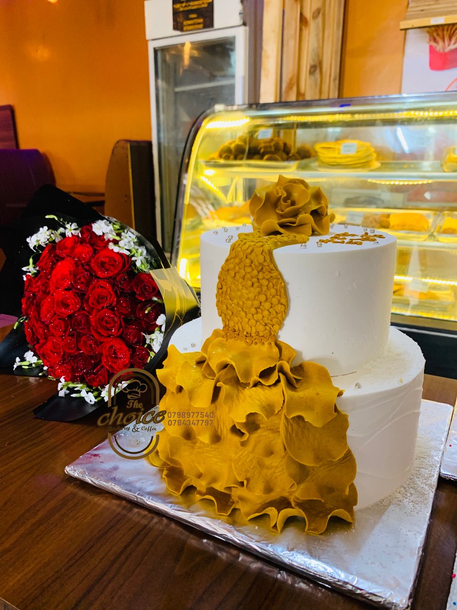 thechoicebakery's tweet photo. Art cakes from #Us on low cost✍️🥰 find us at kigali downtown near nyamirambo bus park or Dm us✅

#TheChoiceToMake
#WhereCakeMeetsArt https://t.co/5ulHFDn3A6