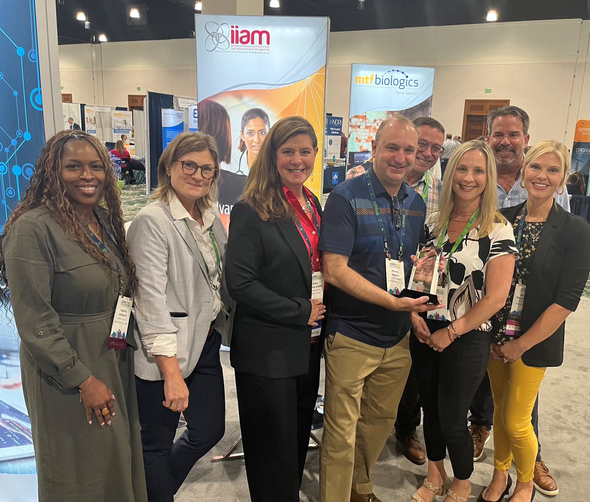 InfiniteLgcyOPO's tweet photo. We were honored to receive the 2023 Award of Excellence from the International Institute for the Advancement of Medicine (IIAM). IIAM chose Infinite Legacy for this award for our increase in non-transplantable #research organ placements year over year. #LifesavingResearch https://t.co/OOapeznsum