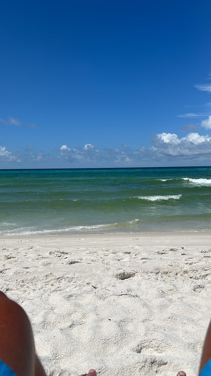 Current situation for the day in Panama City Beach. Beautiful sandy beaches and emerald coast. Single red flag 
<a href="/spann/">James Spann</a>