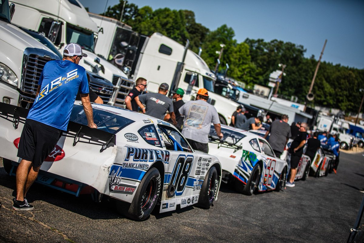 CARSTour's tweet photo. The pits are busy at @carawayspeedway ＆ LMSC practice is 𝙊𝙉.𝙏𝙍𝘼𝘾𝙆.👏

𝟱:𝟯𝟬𝗽𝗺: 𝖫𝖬𝖲𝖢 𝖰𝗎𝖺𝗅𝗂𝖿𝗒𝗂𝗇𝗀
𝟲:𝟬𝟬𝗽𝗺: 𝖯𝖫𝖬 𝖰𝗎𝖺𝗅𝗂𝖿𝗒𝗂𝗇𝗀
𝟳:𝟭𝟱𝗽𝗺: 𝖫𝗈𝖼𝖺𝗅 𝖣𝗂𝗏𝗂𝗌𝗂𝗈𝗇 𝖦𝗋𝖾𝖾𝗇 𝖥𝗅𝖺𝗀
𝟴:𝟭𝟱𝗽𝗺: 𝖢𝖠𝖱𝖲 𝖳𝗈𝗎𝗋 𝖯𝖫𝖬 𝖦𝗋𝖾𝖾𝗇 𝖥𝗅𝖺𝗀 https://t.co/5NZEqlqUC9