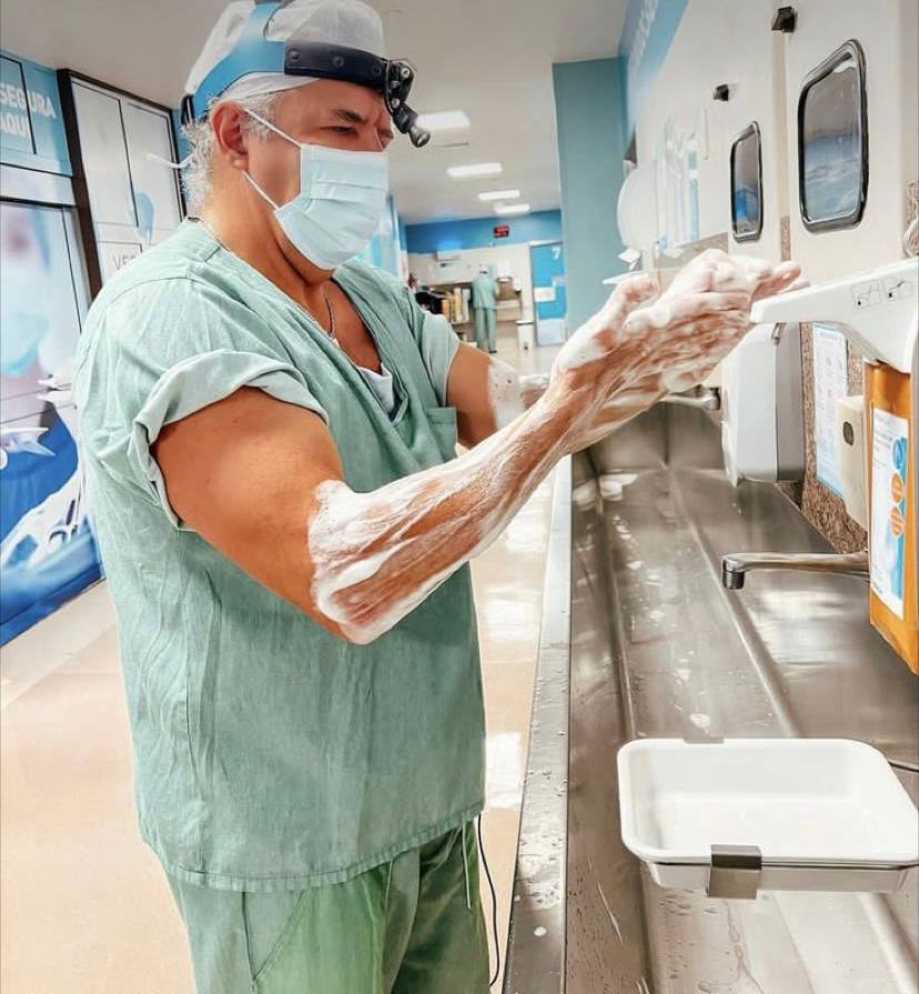 Ghost_32146's tweet photo. "The boldness of the surgeon's hand must be moderated by the thought of his mind." Ambroise Pare #Cognitivecontrol https://t.co/cqUK0egML5