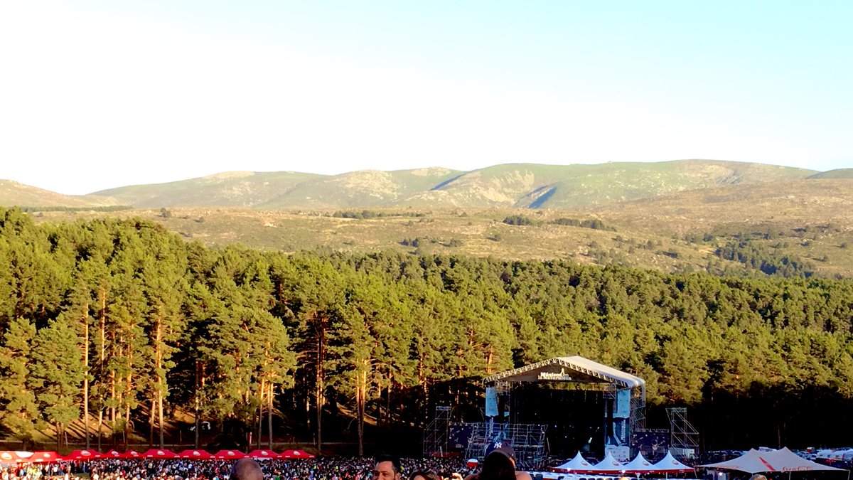 🎉 ¡Prepárate para bailar y cantar con <a href="/estopaoficial/">Estopa</a> en su gira de #25aniversario! el 20 de julio en Músicos en la Naturaleza. 🌳 #Estopa25Años #FestivalDeMúsica Entradas 🎟️ mngredos.com  <a href="/GredosMN/">Músicos Naturaleza</a> <a href="/patrimonionat/">Fundación Patrimonio Natural</a> <a href="/BarGredos/">Bar Gredos</a> #Gredos #Ávila #EstopaEnGredos