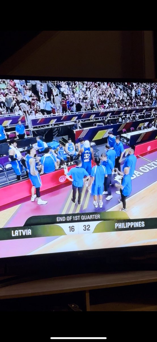 thegoatisbak's tweet photo. Is this real life?? 😂

Coach Tim Cone lupit mo! Go Gilas! https://t.co/y3hD9ElRM3