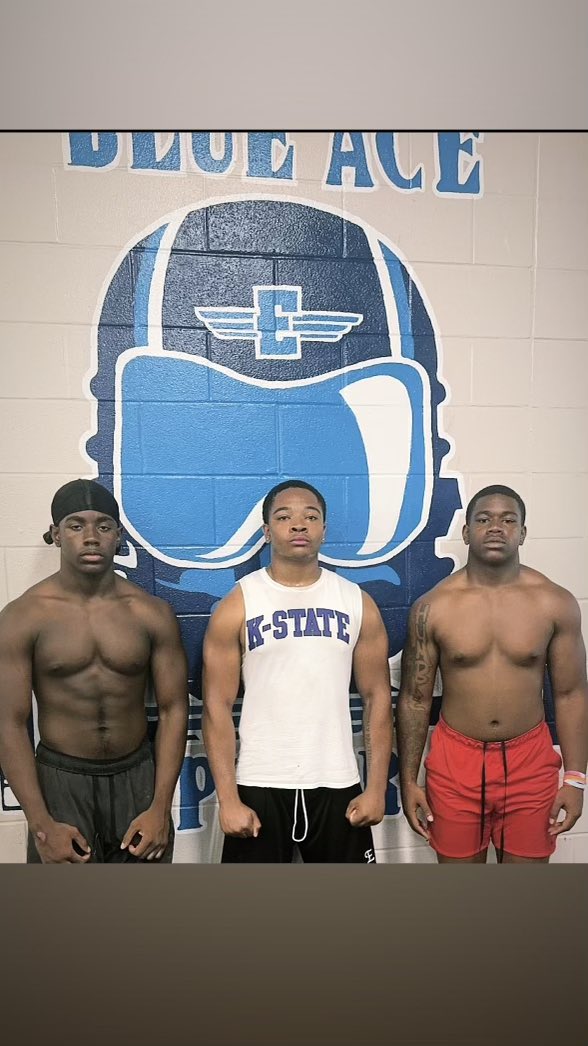 ~WE WORKING OVER HERE 🤝🏾!!!
