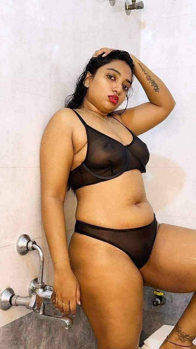 Suriya Praba on X: 🤤❤💋 post trending suriyapraba  t.coQnh9ybblBf  X