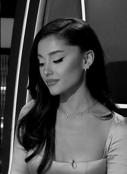 needyjenn's tweet photo. 🖤 https://t.co/83mt90fxii