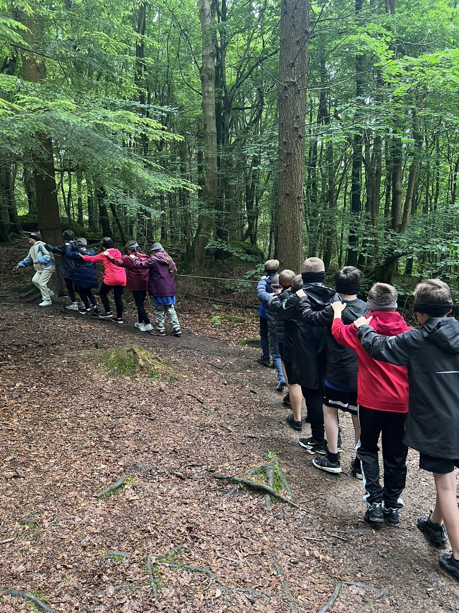stmonicasbootle's tweet photo. Year 6 are busy on the night lines now! But who has the best communication? #Year6 #Colomendy #Residential https://t.co/VUNHXP7aUn