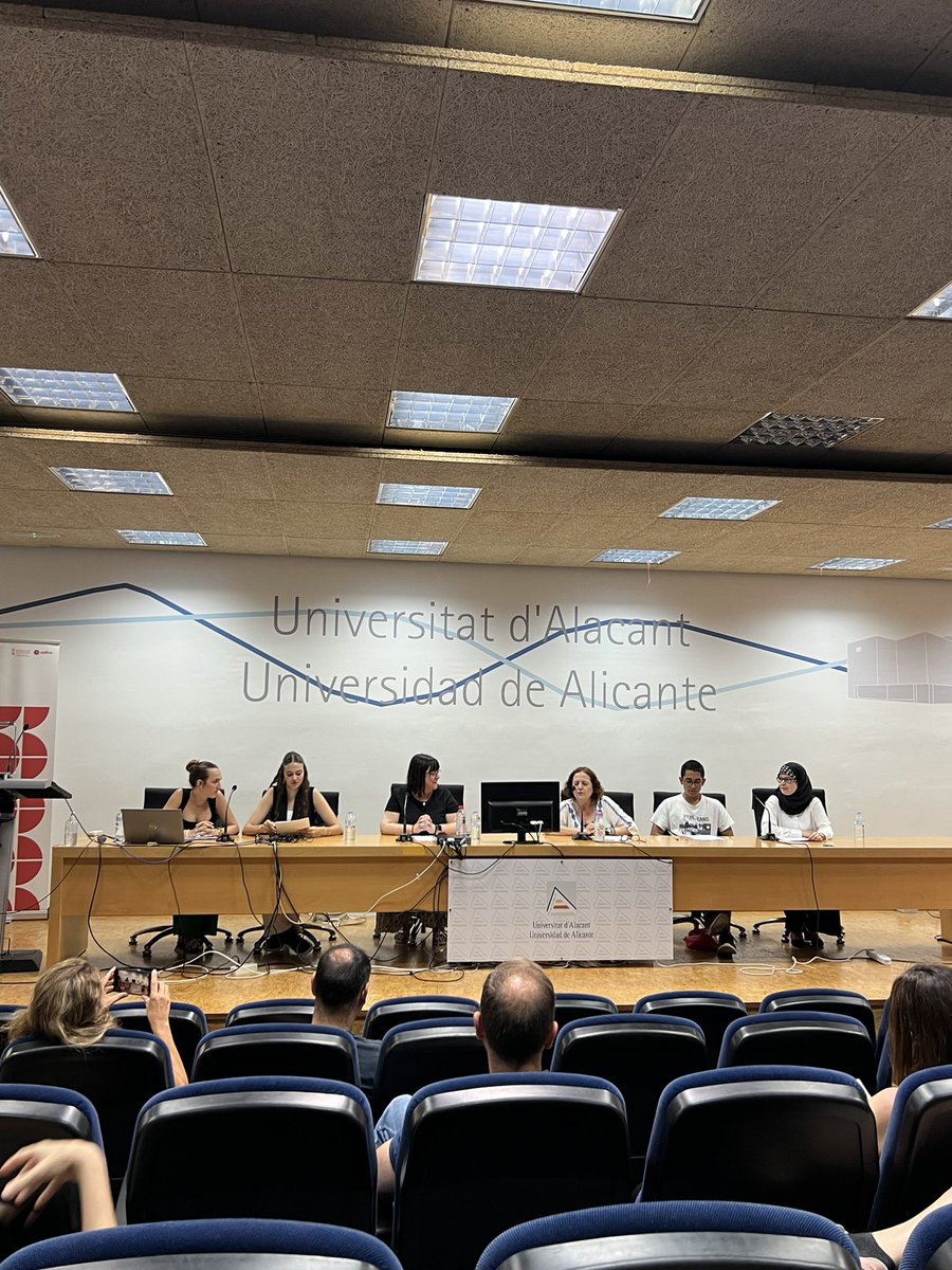 Hemos empezado el #veranoerasmusplus con un curso de formación sobre #etwinning organizado por el #cefire en la <a href="/ua_universidad/">Universidad de Alicante UA</a> sobre experiencias educativas de éxito y estrategias de aplicación en el aula. #proyectoerasmus #erasmusplus <a href="/sepiegob/">SEPIE</a> <a href="/gvaeducacio/">GVA Educació</a>