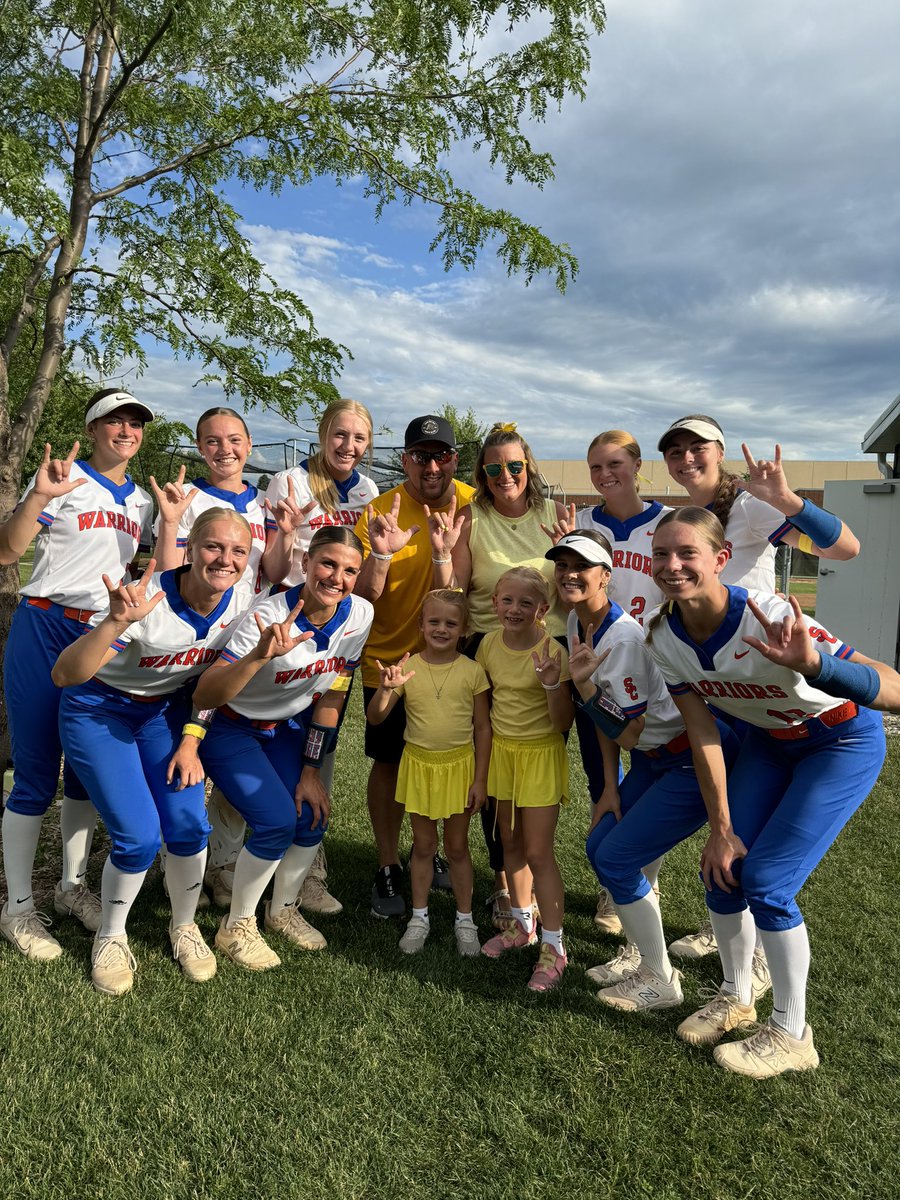 We love you Sneller family! 💛🤟🏻
<a href="/sneller_ryan21/">Ryan Sneller</a> <a href="/JennaSneller/">Jenna Sneller</a>