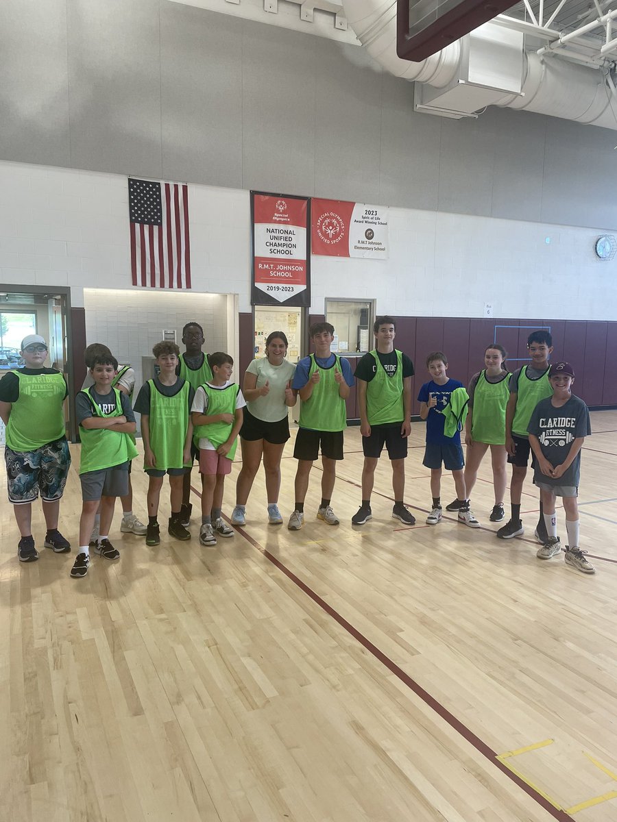 This group used amazing teamwork and communication to win Yoshi 6-1!