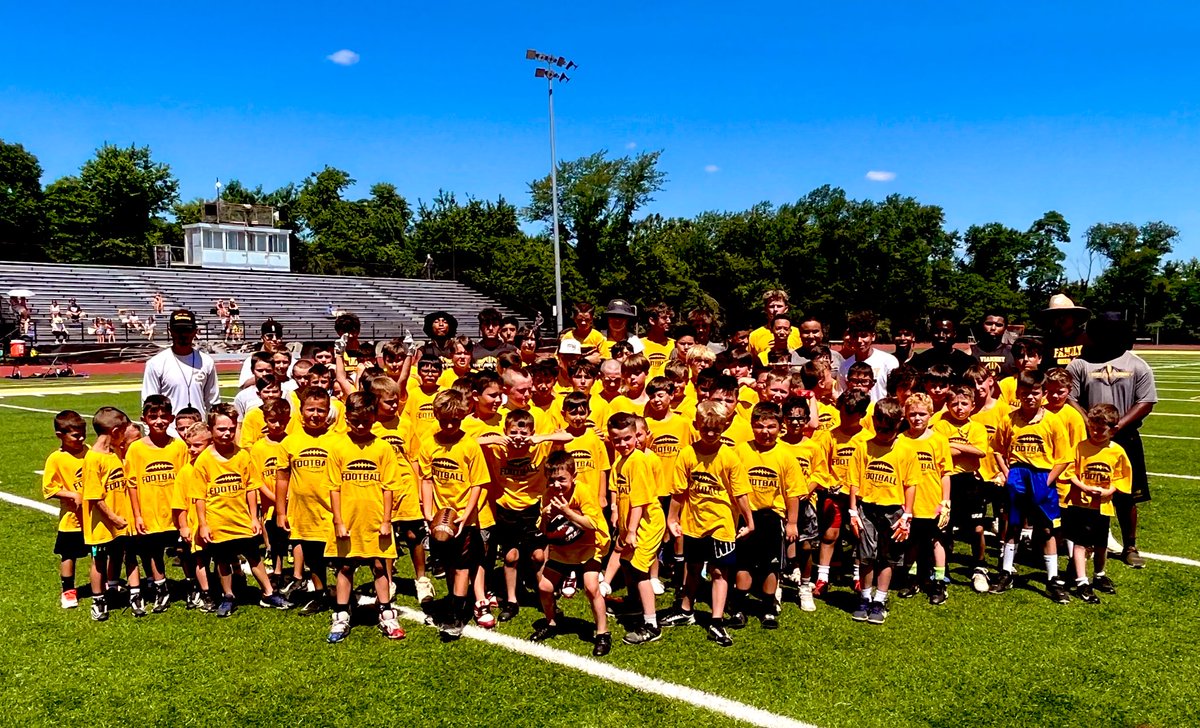 πππΆπΈπ½ π΅ππ·π·π ππΈππππΆ (@coachba1010) on Twitter photo Thank you for a great camp. Really enjoyed watching everyone having a great camp. Thank you <a href="/SJVLancersFB/">St. John Vianney Football</a> Camp Coaches Thank you for a great camp. Really enjoyed watching everyone having a great camp. Thank you <a href="/SJVLancersFB/">St. John Vianney Football</a> Camp Coaches