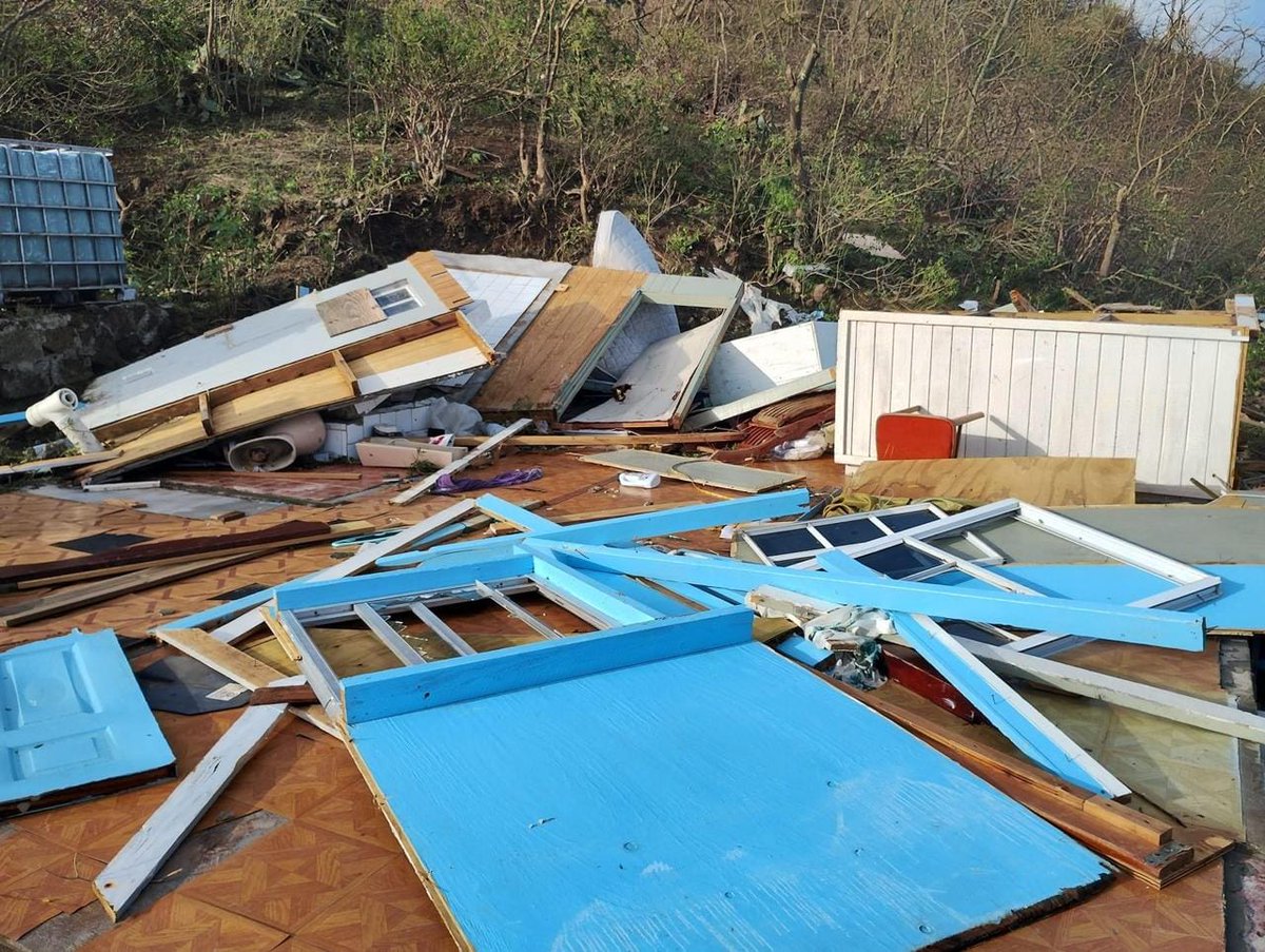 UNFPACaribbean's tweet photo. UNFPA stands ready to support the preparations and response activities for #HurricaneBeryl , the first major hurricane of the year as it continues to move through the region in a westerly direction. 

#Hurricanerelief #gendersensitiveresponse #DRR 
📸 credits: @cdemacu https://t.co/L6hxfu6KQF