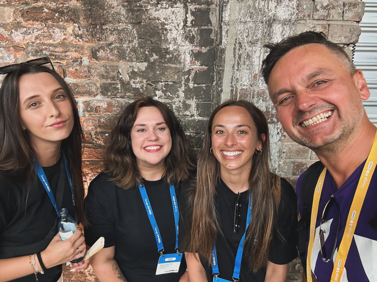 Had an amazing time at Google I/O Berlin and the GDE Forum. In the photo with me are the incredible organizers who made it all happen: <a href="/MonikaJanota_/">Monika Janota 🐈‍⬛</a>, <a href="/AlicjaHeisig/">Alicja Olga Heisig-Chiarello</a>, and Klaudia Kaptur. A big shoutout to these amazing women for their hard work! #GoogleIO #GDEForum #Berlin