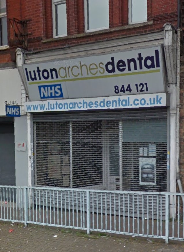 👏 Promising to see a Victorian shopfront preserved during modernisation.

❤️ This ensures Chatham's history can be enjoyed by future generations, as championed by our Design Code.

🔨 It could be improved further by replacing the external roller shutter with internal grilles.