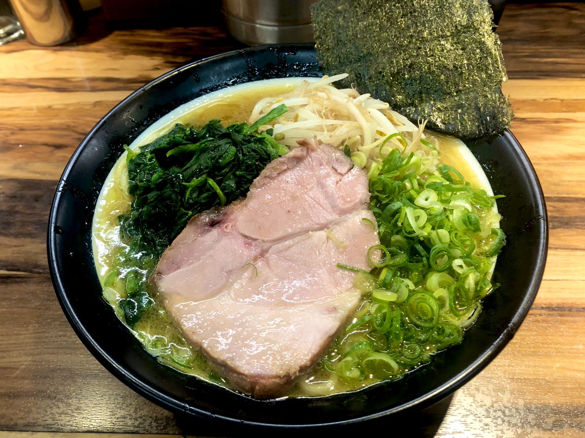 WbQE1mwcOLfLGID's tweet image. ジャパンカップ始まるの？やだなぁ